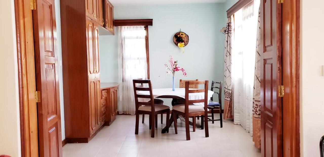 Family Nest Guesthouse Kisumu Kültér fotó