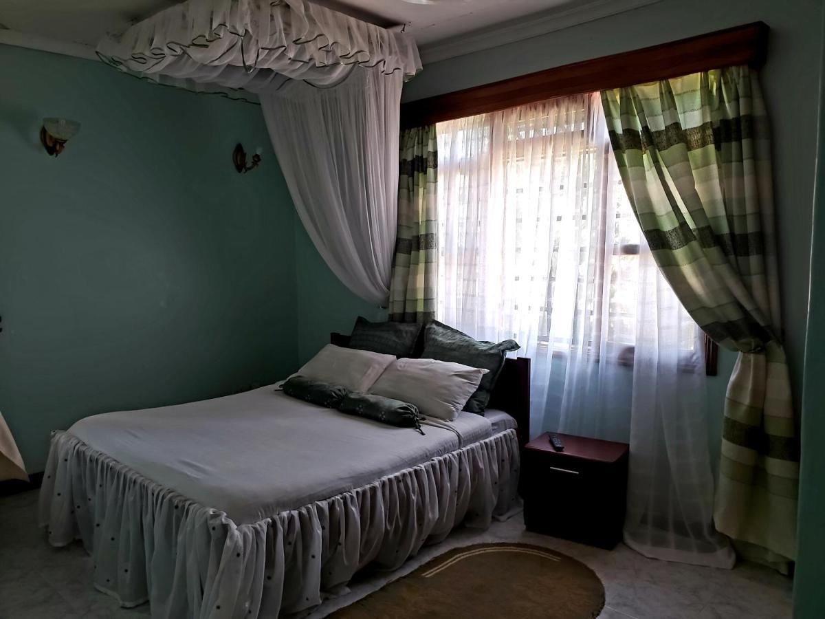 Family Nest Guesthouse Kisumu Kültér fotó